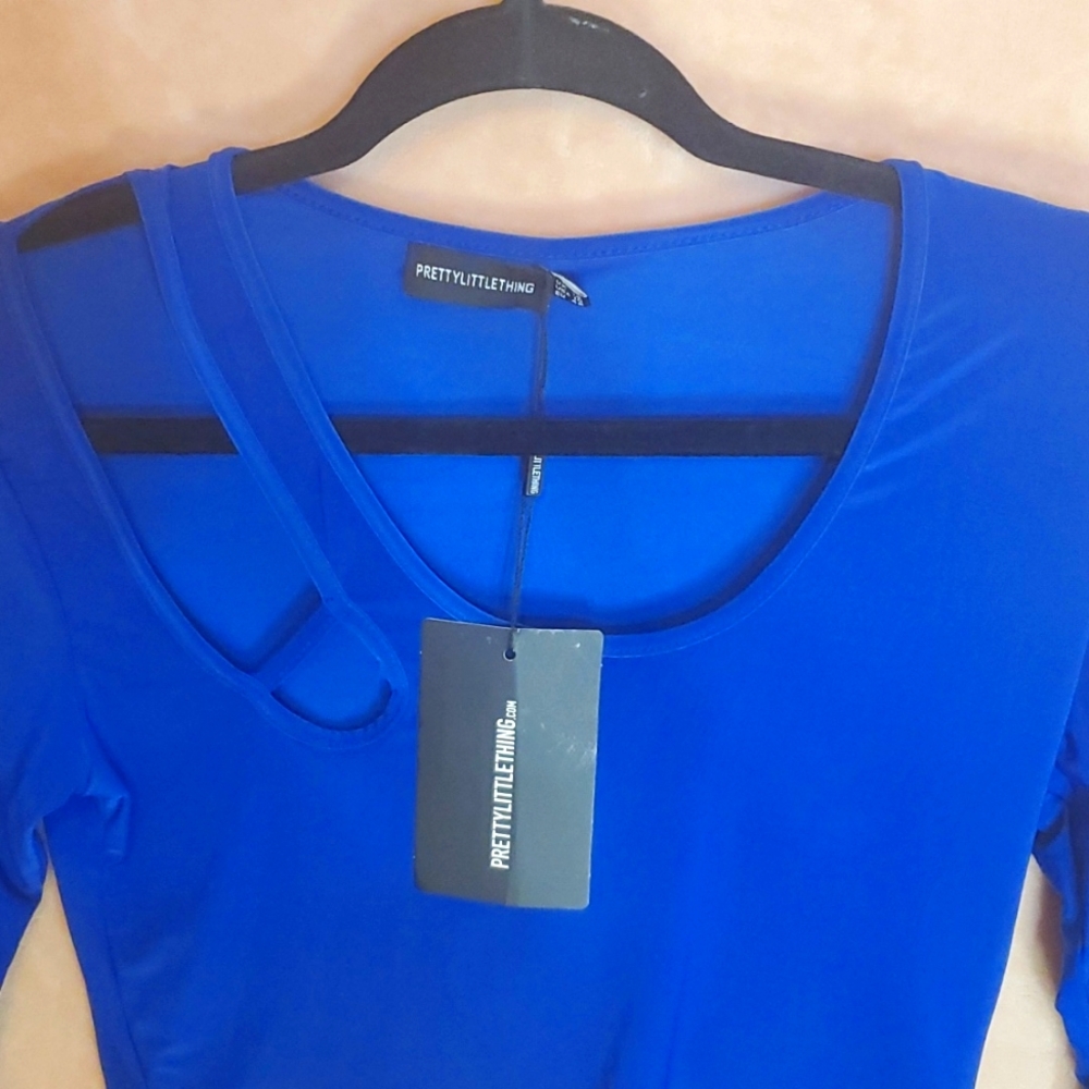 Prettylittlething Bright Blue Slinky Cut Out Long Sleeve Crop Top - Picture 4 of 6